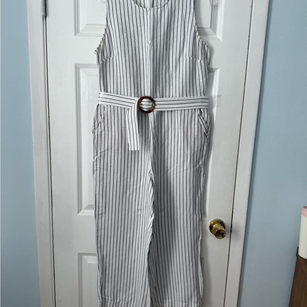 Striped Sleeveless Jumpsuit with Tortoiseshell Buckle Belt - White & Black